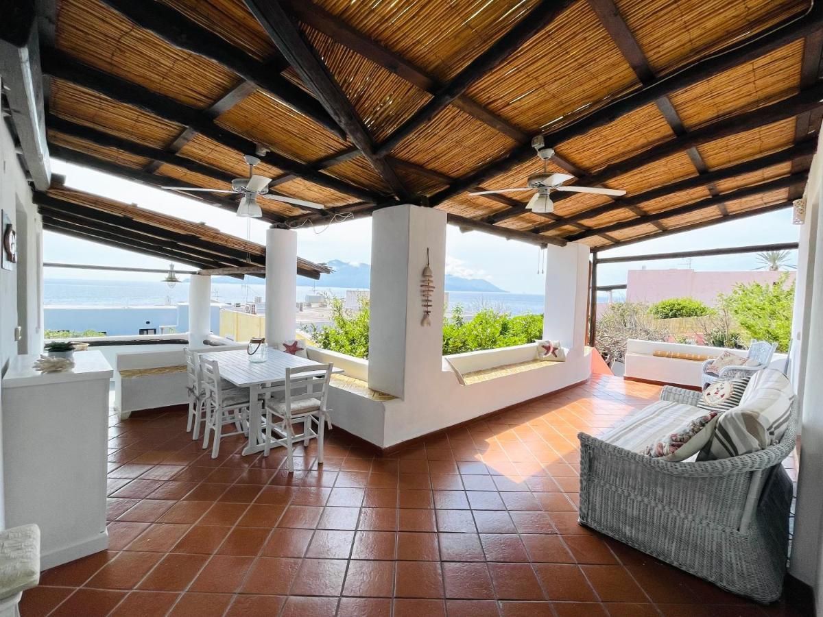 Villa Pomelia, Villa Nel Corso Di Santa Marina Salina A 50 Mt Dal Mare Zewnętrze zdjęcie