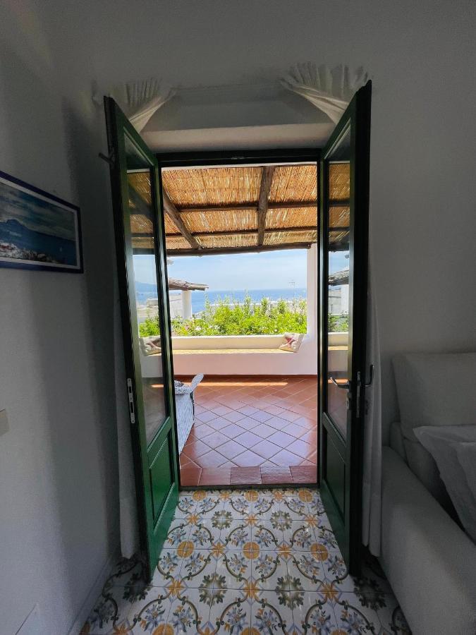 Villa Pomelia, Villa Nel Corso Di Santa Marina Salina A 50 Mt Dal Mare Zewnętrze zdjęcie